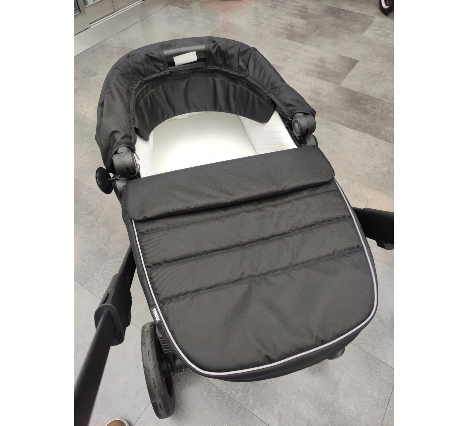 Thule Sleek Kinderwagen - Showmodel 7 Thule Sleek Kinderwagen - Showmodel - Afbeelding 6